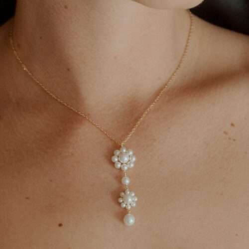 and image of the shell pearl necklace