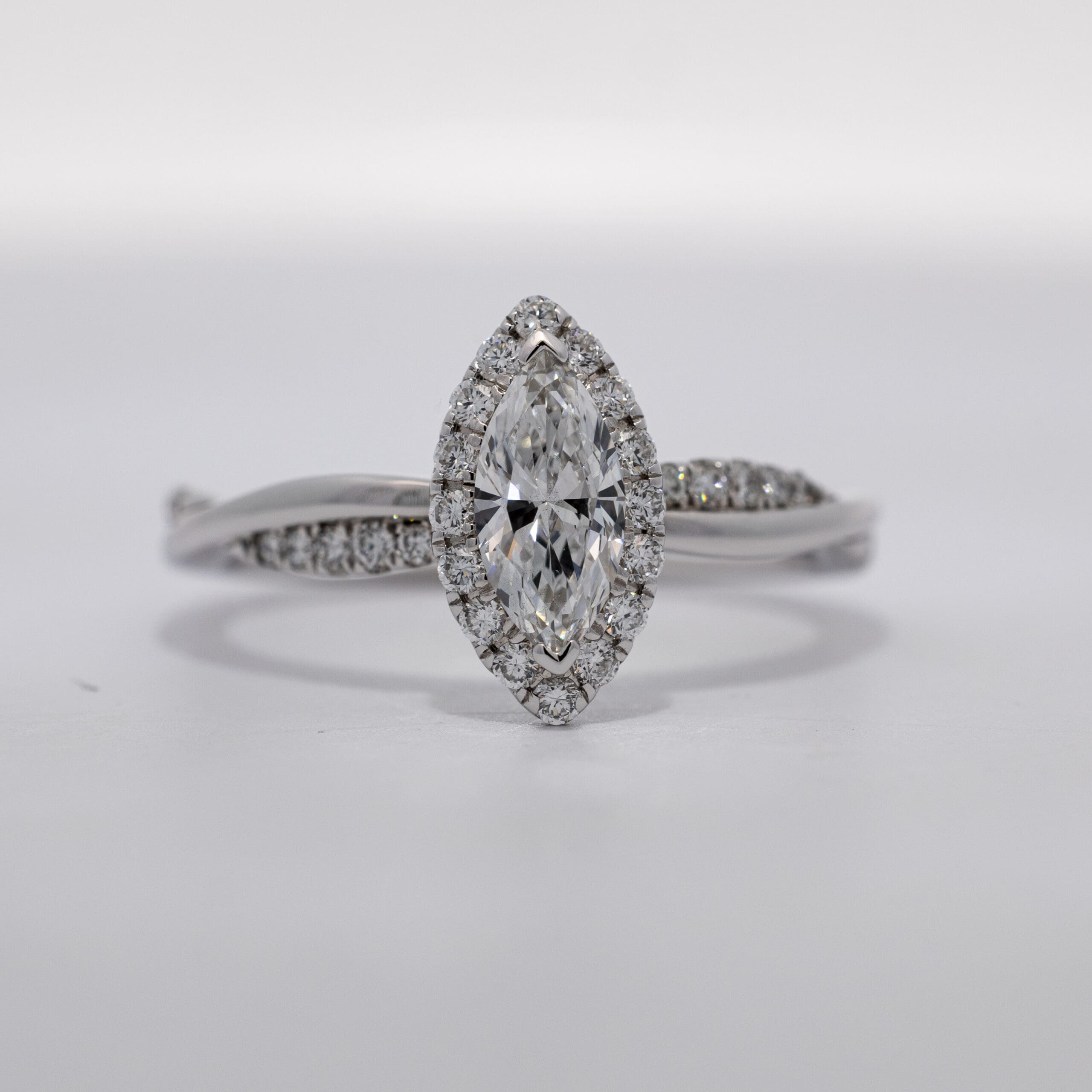 Lily Ring